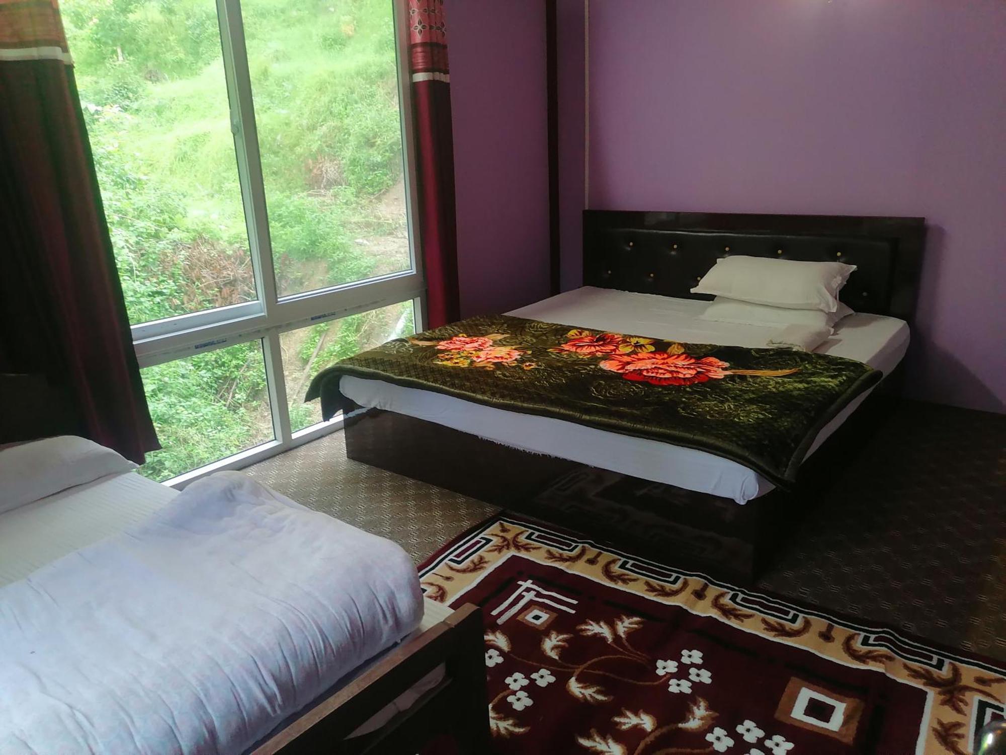 Jungle Crown Organic Homestay Нагаркот Екстериор снимка